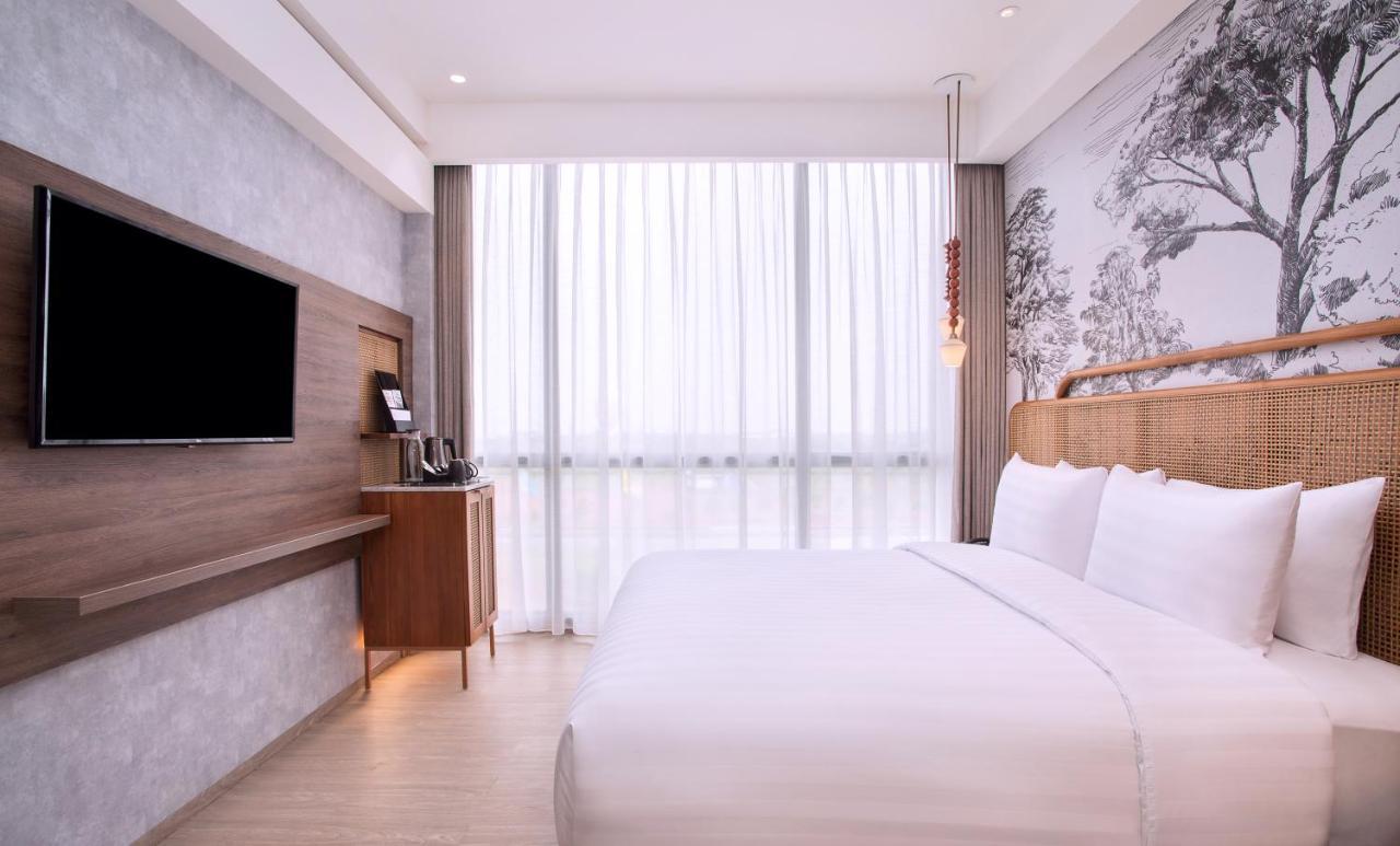 Mercure Tangerang Bsd City Exterior photo