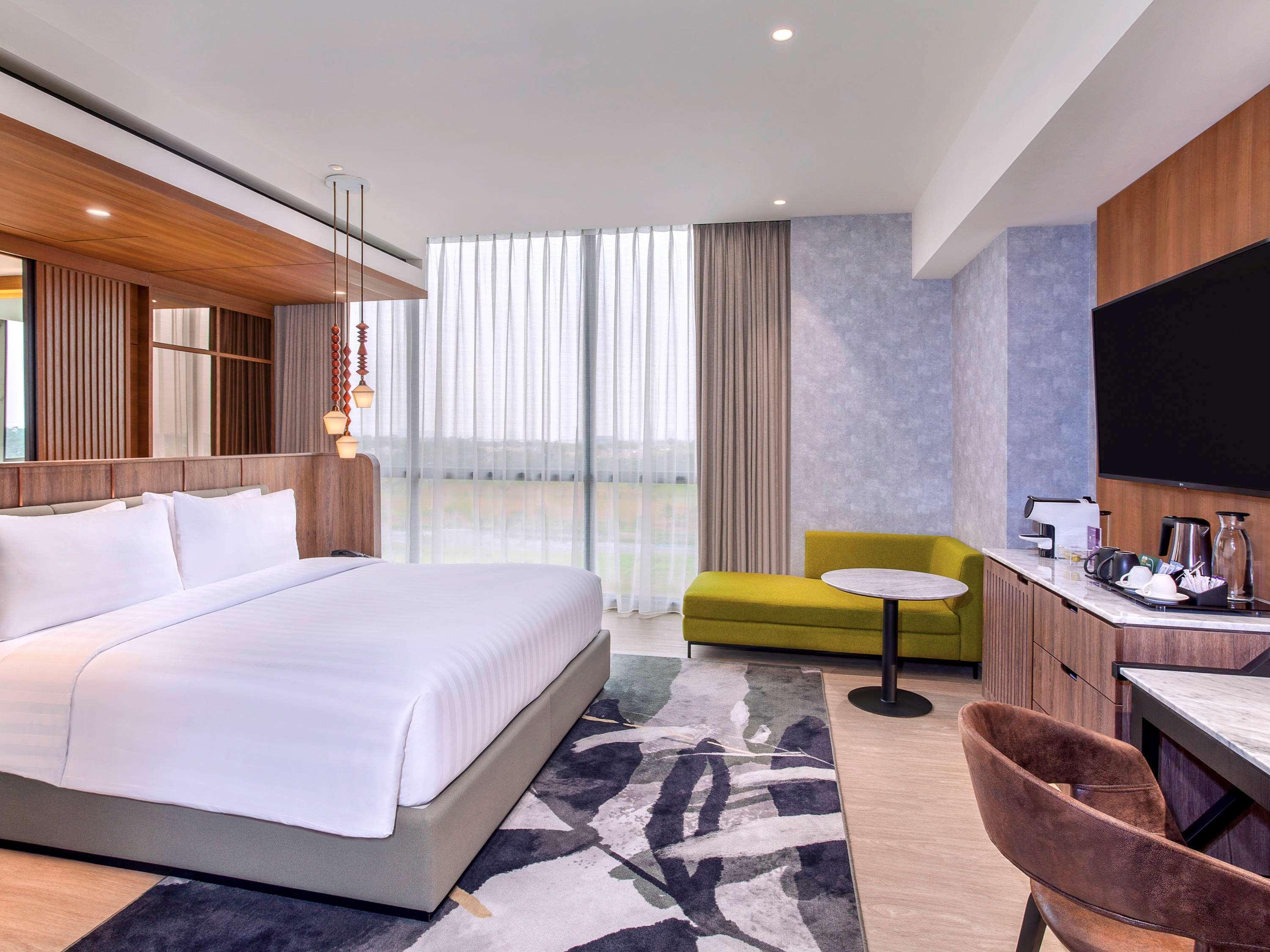 Mercure Tangerang Bsd City Exterior photo