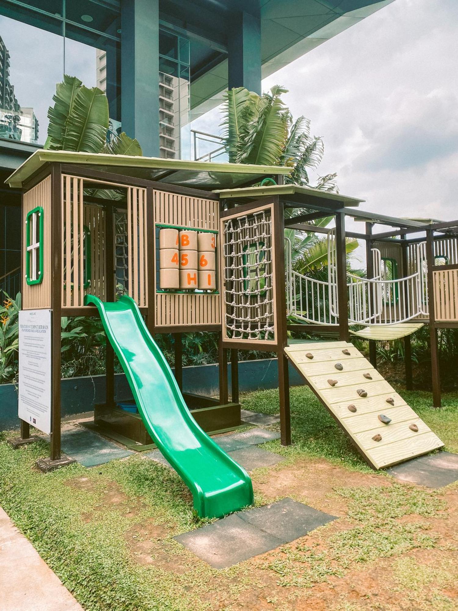 Mercure Tangerang Bsd City Exterior photo